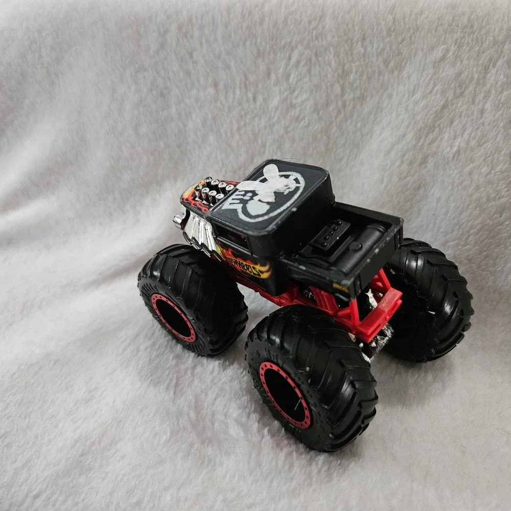 Hot Wheels unleash monstrous